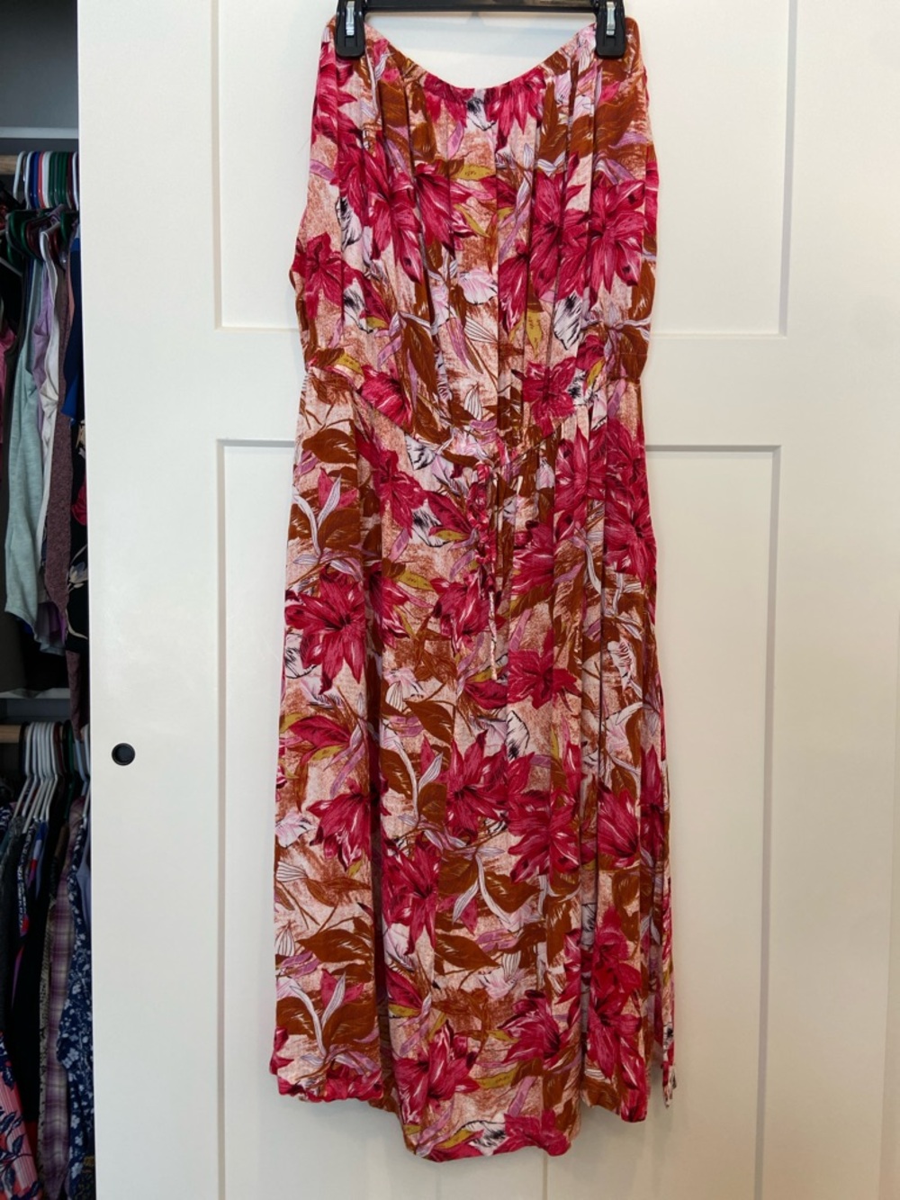 1X Venus Floral Pink and Brown Sleeveless Midi Dress